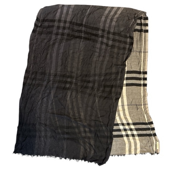 Burberry Nova Pop Degrade Ombré Winter Striped Scarf Stole Black and Gray - Picture 1 of 4